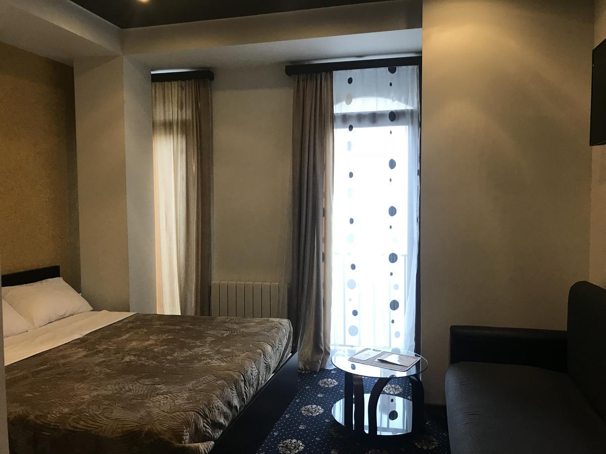 Du Vin Rouge Tbilisi 호텔 외부 사진